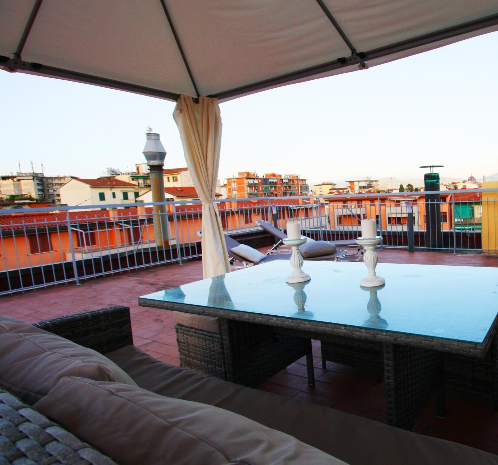 Alice House With Amazing Terrace Apartment Флоренция Екстериор снимка
