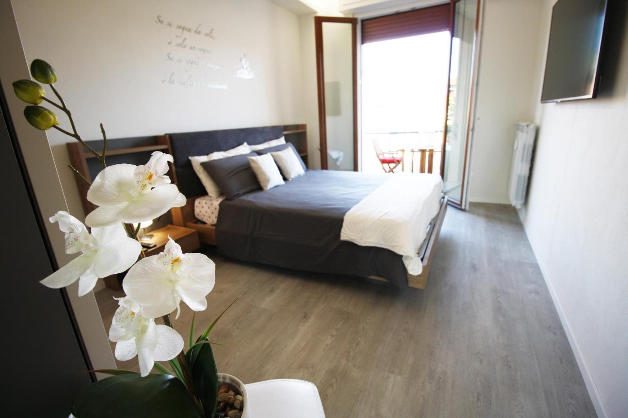 Alice House With Amazing Terrace Apartment Флоренция Екстериор снимка